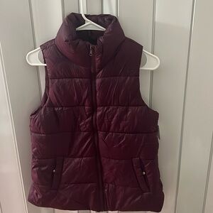 Old navy puffer vest